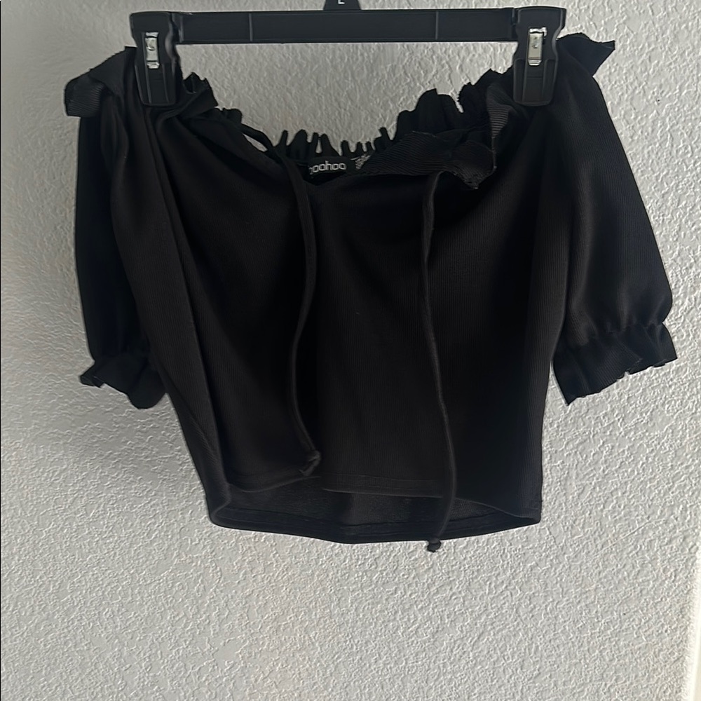 Boohoo Black Crop Top with Ruffled Tie Front